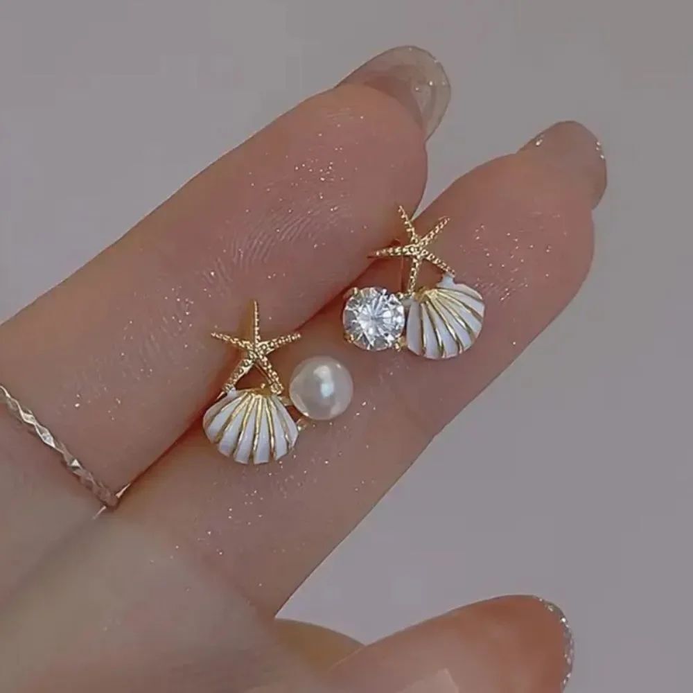 ✨🆕✨ Elegant Starfish ⭐️ Shell 🐚 Earrings✨